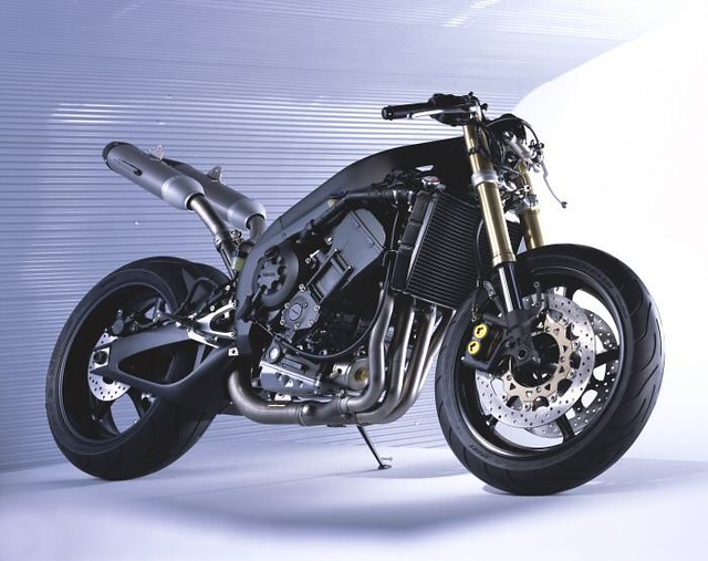 Yamaha YZF-R1 1000 2004 - 12