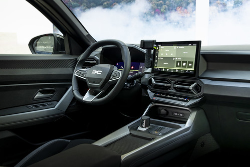 Dacia Bigster está mais ‘Dacier’ e estreia motorização HYBRID 155