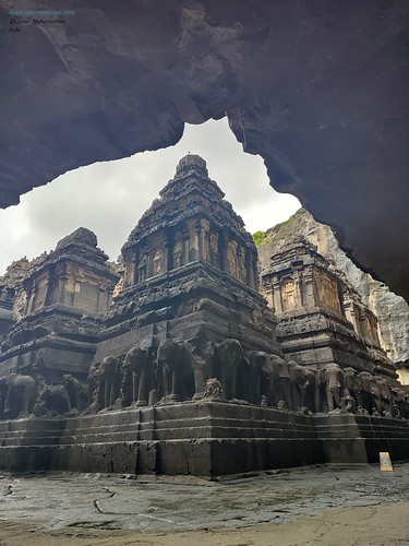 Ellora | by NoirEnVoyage