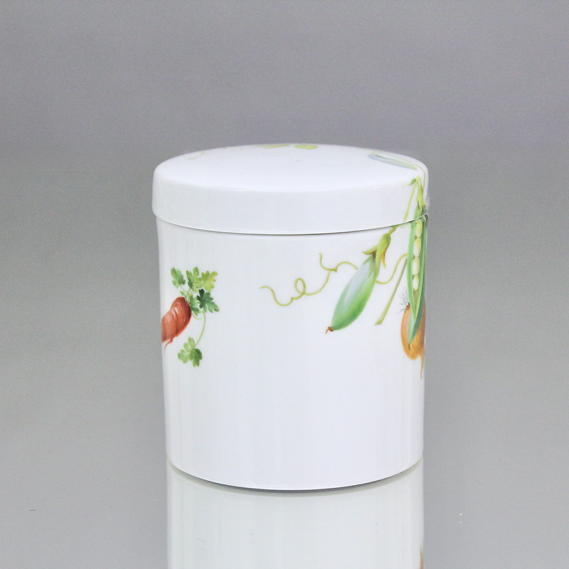 Meissen, Dose, Deckeldose, Vorratsdose, Gemüse, Karotten, Erbsen, Zwiebeln, Gemüsemalerei, lidded box, legumes, onion, carrot, green pees, limited edition, box