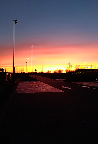 "Sunsets are proof that no matter what happens, every day can end beautifully.” – Kristen Butler by martyna66637, <a href="https://www.youtube.com/watch?v=4fQeaM62mOY" rel="noreferrer nofollow">Petit Biscuit - Suns