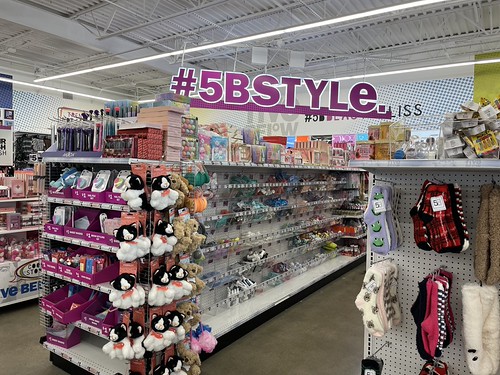 Five Below interior | by RetailRyan
