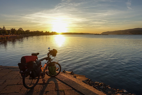 Sunset ride along the Danube by jbdodane, Taken on 11 October 2023 in Serbia near Golubinje Silver-Lake (Obala Kralja Petra, Veliko Gradište,