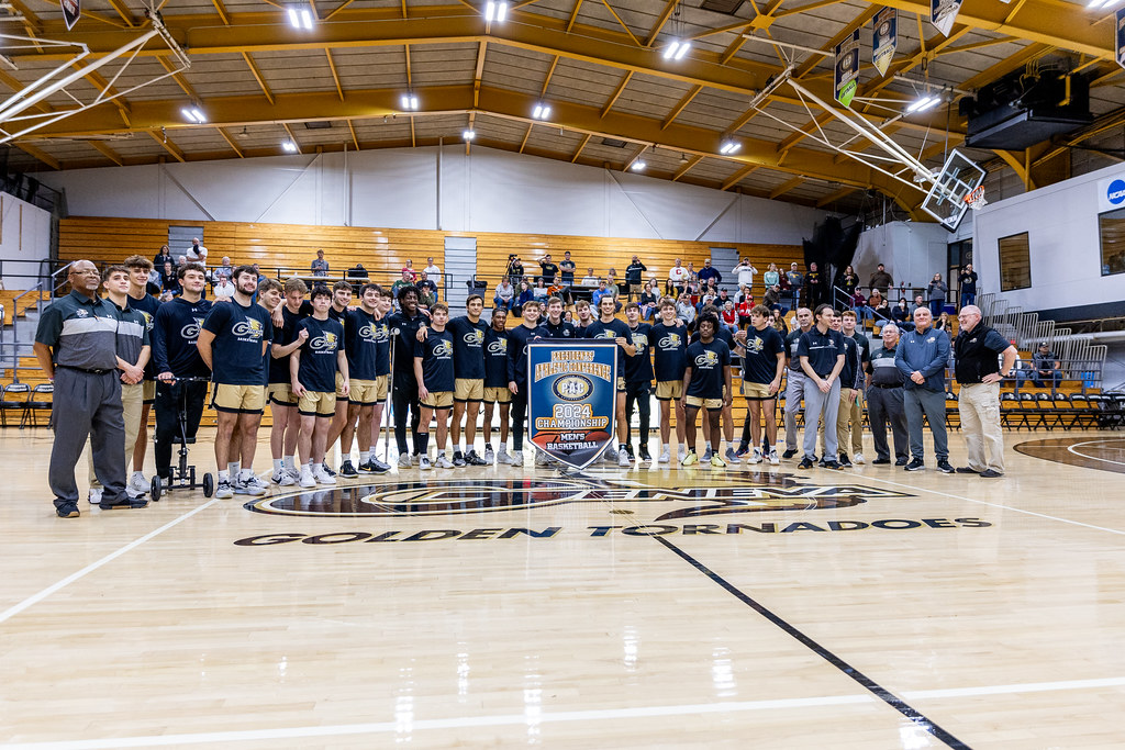 Men's Basketball (11-23)-9089 | geneva.college | Flickr