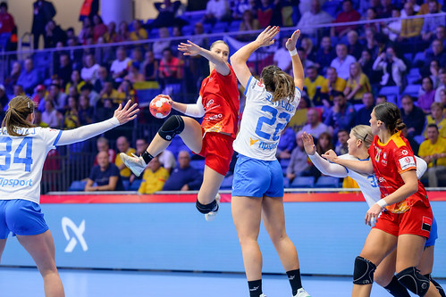 Debrecen, Hungary, 29.11.2024,  Women handball game between Romania vs Czechia ( 29 - 28 ) - Women's EHF EURO 2024 - Group phase | by SportsMedia.ro