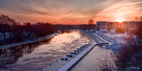 Sunrise by Lauri P. Photography, Probably went overboard with the paint bucket this time... but it isn't a crime... Or is it? ;)

Hav