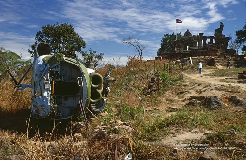 Phra Vihaan Khmer-temple, wreck of a RCAF helicopter | by blauepics