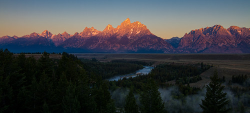 Grand Morning by banzainetsurfer, Grand Teton National Park
Wyoming, USAamerica usa unitedstates us unitedstatesofamerica wyoming gran