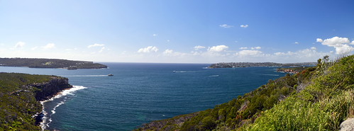 Dobroyd Head View by Iwate Itinerary, The highest part of our walk over from Spit Bridge to Manly and a fantastic view across the mouth of