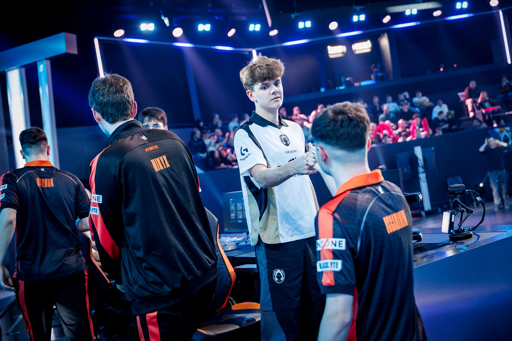 LEC Winter Split Week 4 Day 1