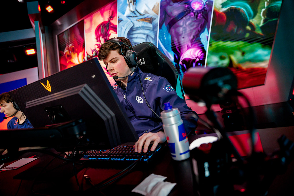 LEC Winter Split Week 4 Day 2