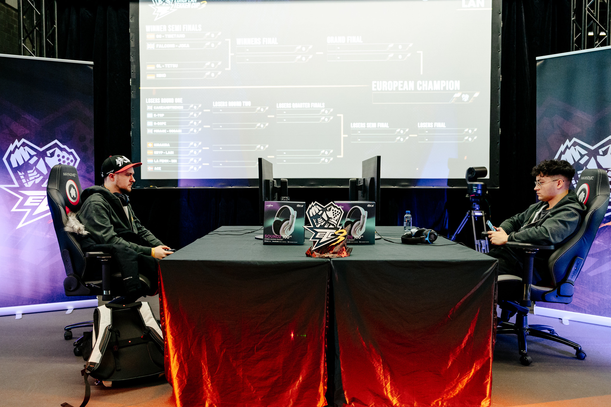 SK_gamescomLAN25-84