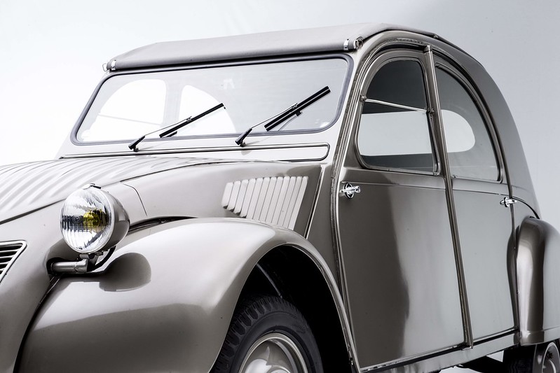 Citroën prepara regresso do icónico 2CV com novo modelo