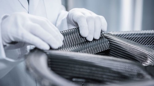 Europa recua na proibição da fibra de carbono nos automóveis