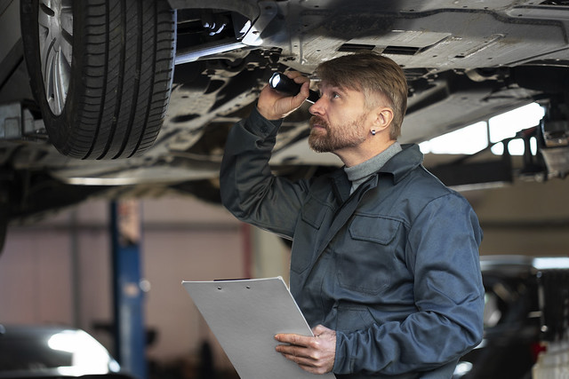 Está na hora de levar o carro à inspeção? Sabe como evitar surpresas