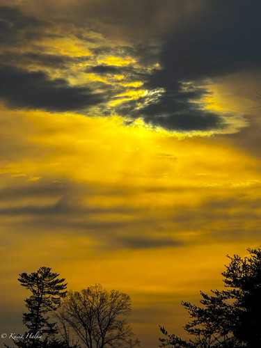 Clouds and sunset-3895 by kasiahalka, 2025 asheville nc northcarolina wnc westernnorthcarolina clouds sky sunset
