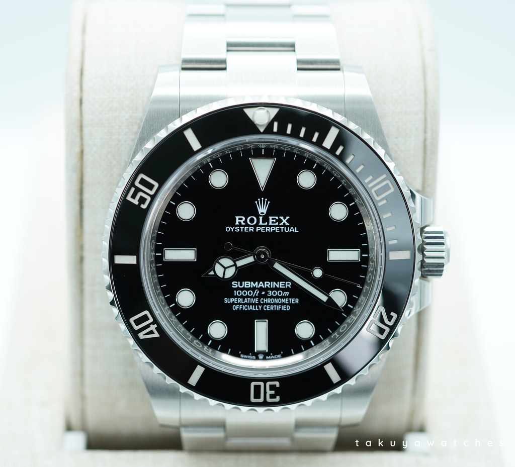 Rolex 124060 SUBMARINER NO DATE 41 NEW MODEL 2021 WARRANTY FULL SET