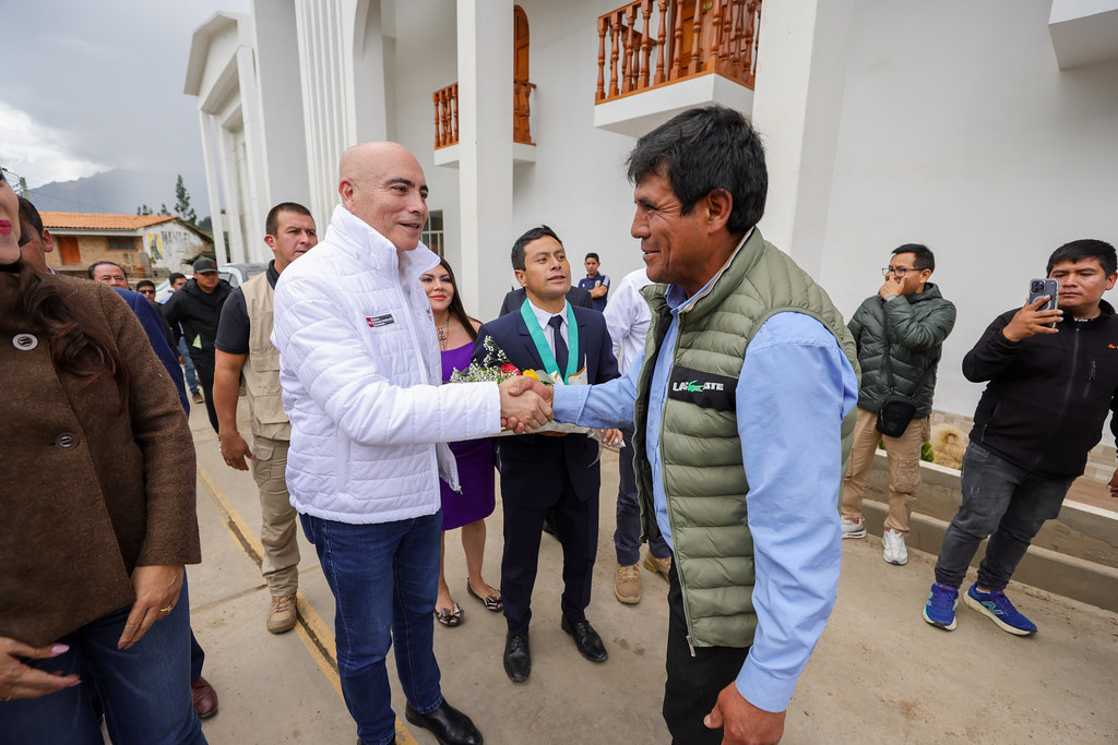 Gobierno entrega en Áncash las primeras viviendas rurales … | Flickr