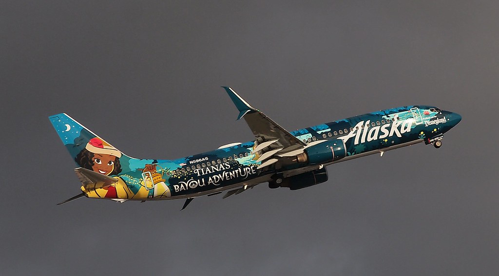N596as Alaska Airlines Boeing 737-890 N596AS | Taking off from SNA … | Flickr
