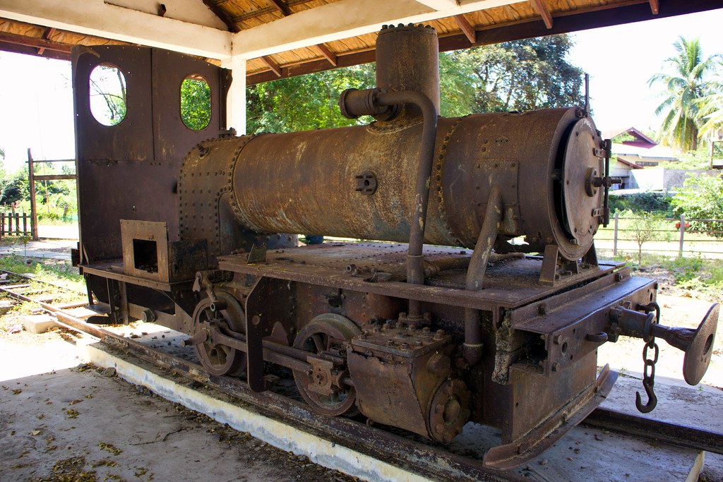 Tren en Khone island Laos Tren en Khone island Laos