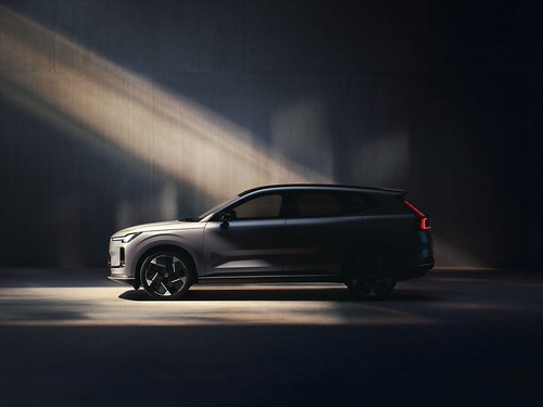 Este híbrido plug-in permite 200 km em modo 100% elétrico