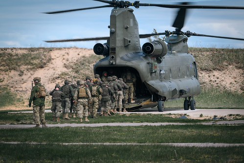 Multinational Brigade Latvia - MN Arty Bn Gp - Airmobile Lift | by MNB-LVA