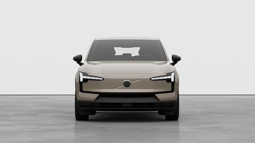 Volvo EX30 | O elétrico mais vendido da marca, agora mais acessível