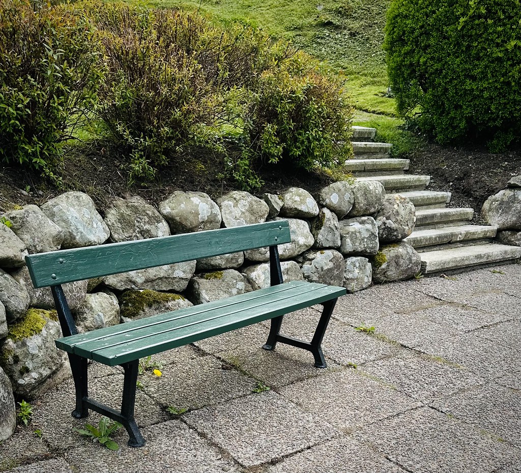 Bench and stairs | Happy Bench Monday! | May Johnsen | Flickr