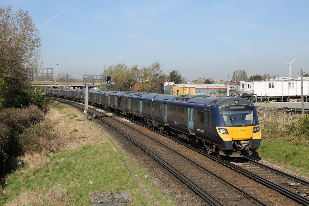 707003 Belvedere, 11/04/25 | 707003 at Belvedere, 2P25 0956 … | Flickr