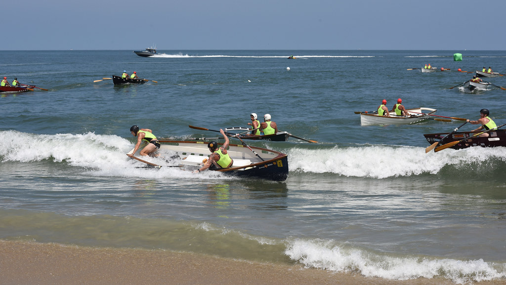 Dory Race Action