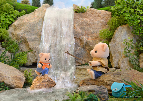 Sylvanian Families - Hiking | by sylvanako2