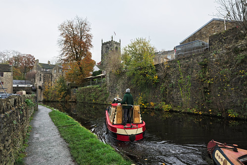 Leeds & Liverpool Canal at Skipton 30.10.24 | by Patrick Cray