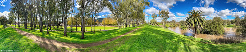 Peel River Flooding, Flood Mitigation Wall and Bicentennial Park, Tamworth, NSW by Black Diamond Images, Copyright - All Rights Reserved - Black Diamond Imagesbicentennialpark tamworth newengland nsw flood