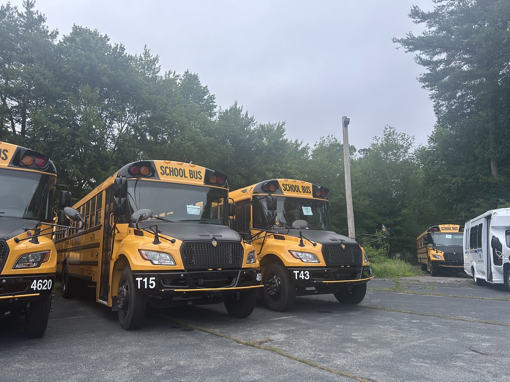 Bloom Buses at DeVivo Bus Sales (Norton, MA) | Various new a… | Flickr