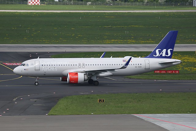 SE-ROR Airbus A320-251N SAS Scandinavian Airlines DUS