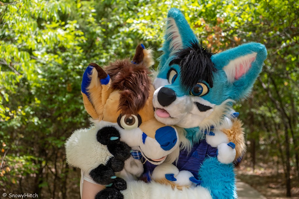 Furtography by SnowyHitch