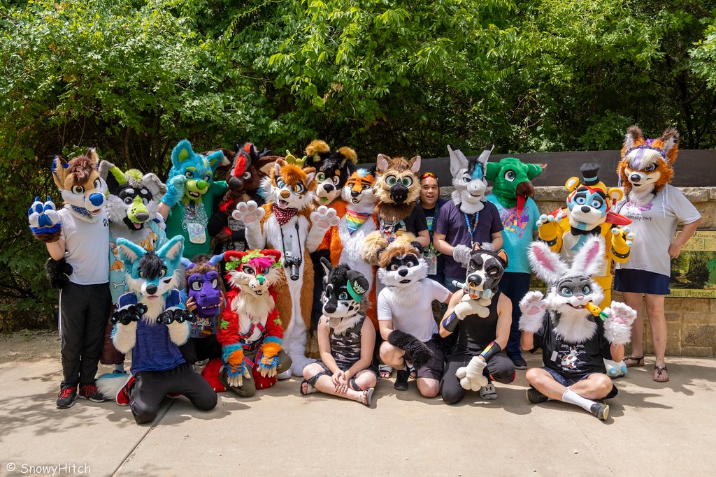 Furtography by SnowyHitch
