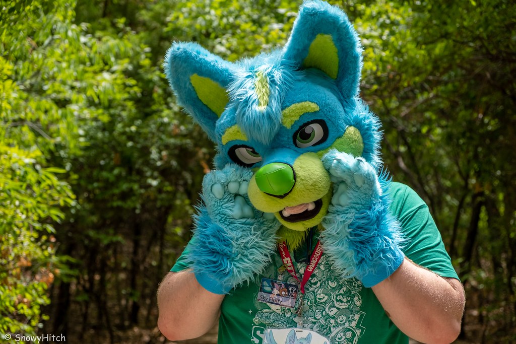 Furtography by SnowyHitch
