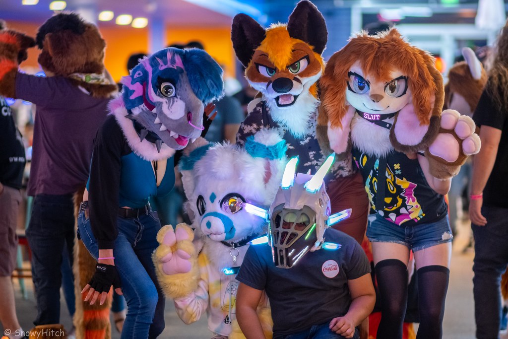 Furtography by SnowyHitch