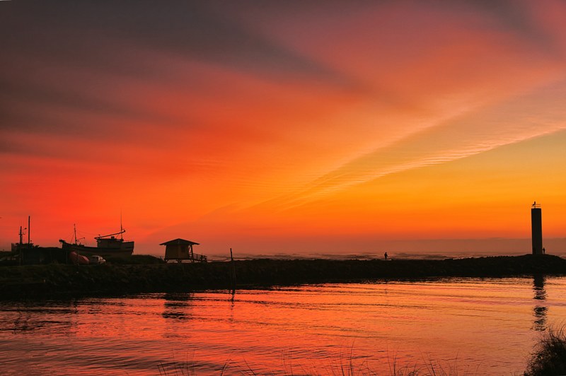 SETTING SUN & RISING SUN | Flickr