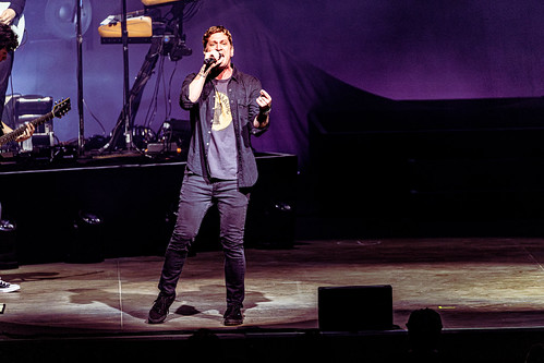 Rob Thomas