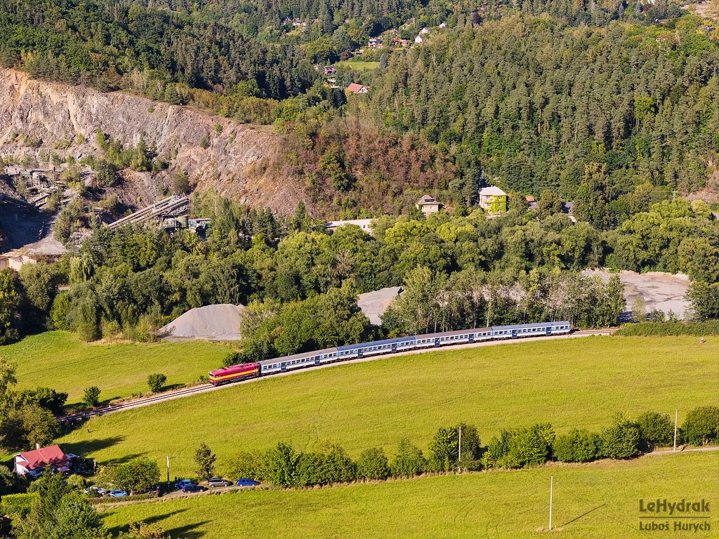 754.044-6  Os 9228 Poszav  Stbrn Skalice - Samechov  31.8.2025