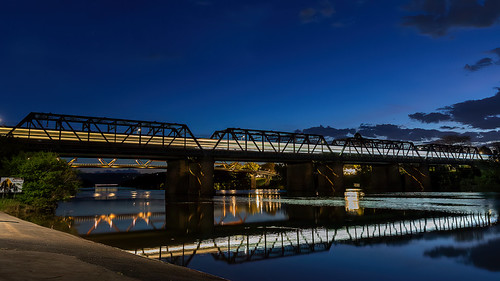 ROWERS - NEPEAN ROWING CLUB-4685 by A u s s i e P o m m, 1, od 1200 frames, taken last night for the non-existent Aurora...

A V-Set heading up to the mounta