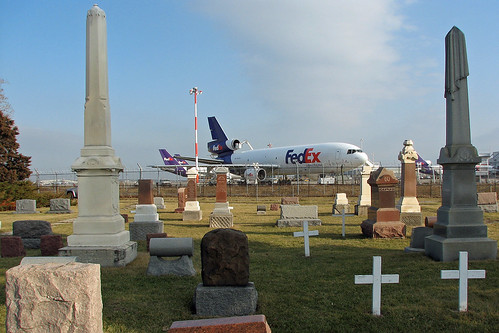 FedEx and infrequent fliers at Ohare | by SPZahn
