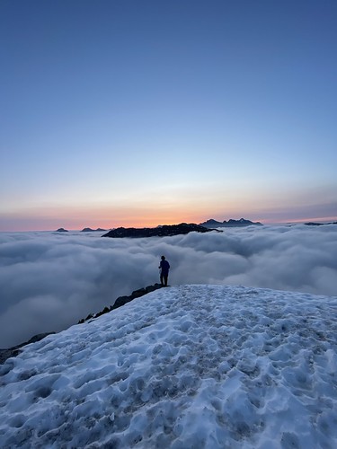 Mountain top sunrise by taylorq810, Started our hike at Flora Peak at 1:30am in hopes of being able to see the sunrise at the top. We we