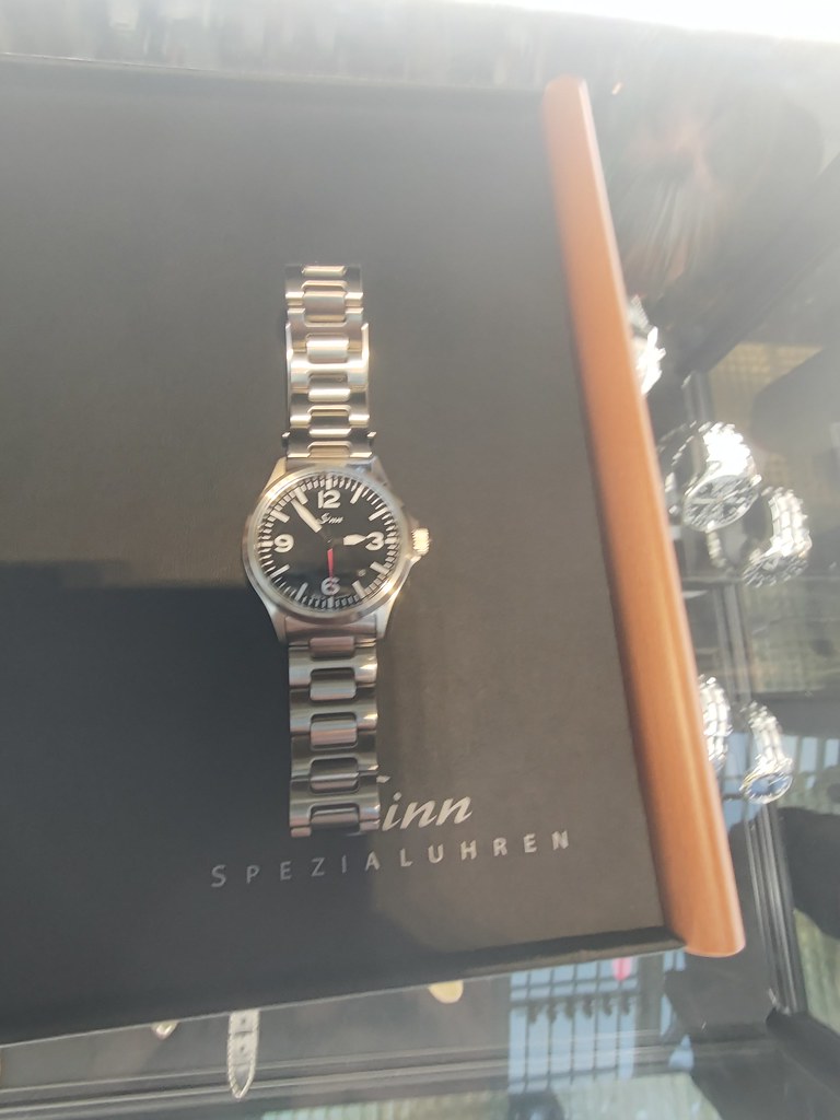 WeLoveWatches - 11 octobre 2025 54848066264_2f3ecfa436_b