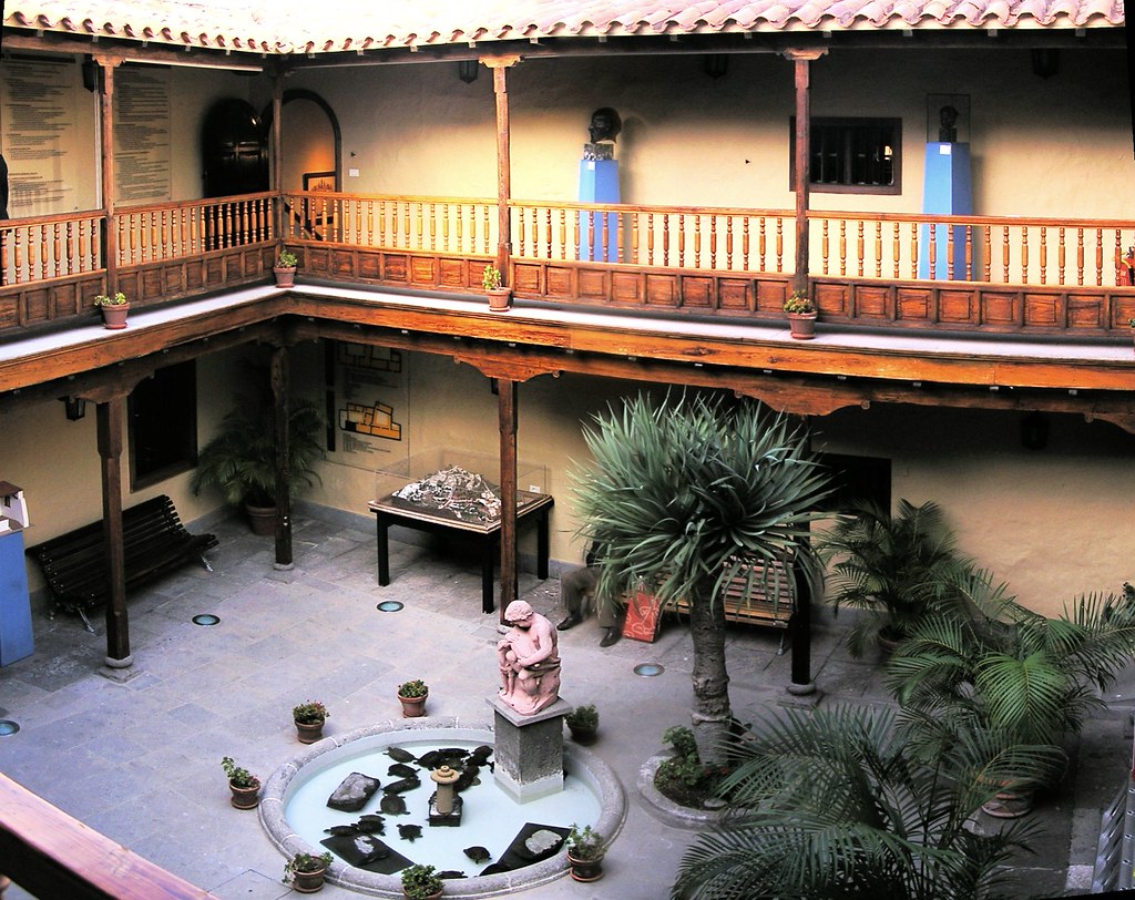 Telde patio interior Casa museo de Leon y Castillo isla de Gran Canaria (4)