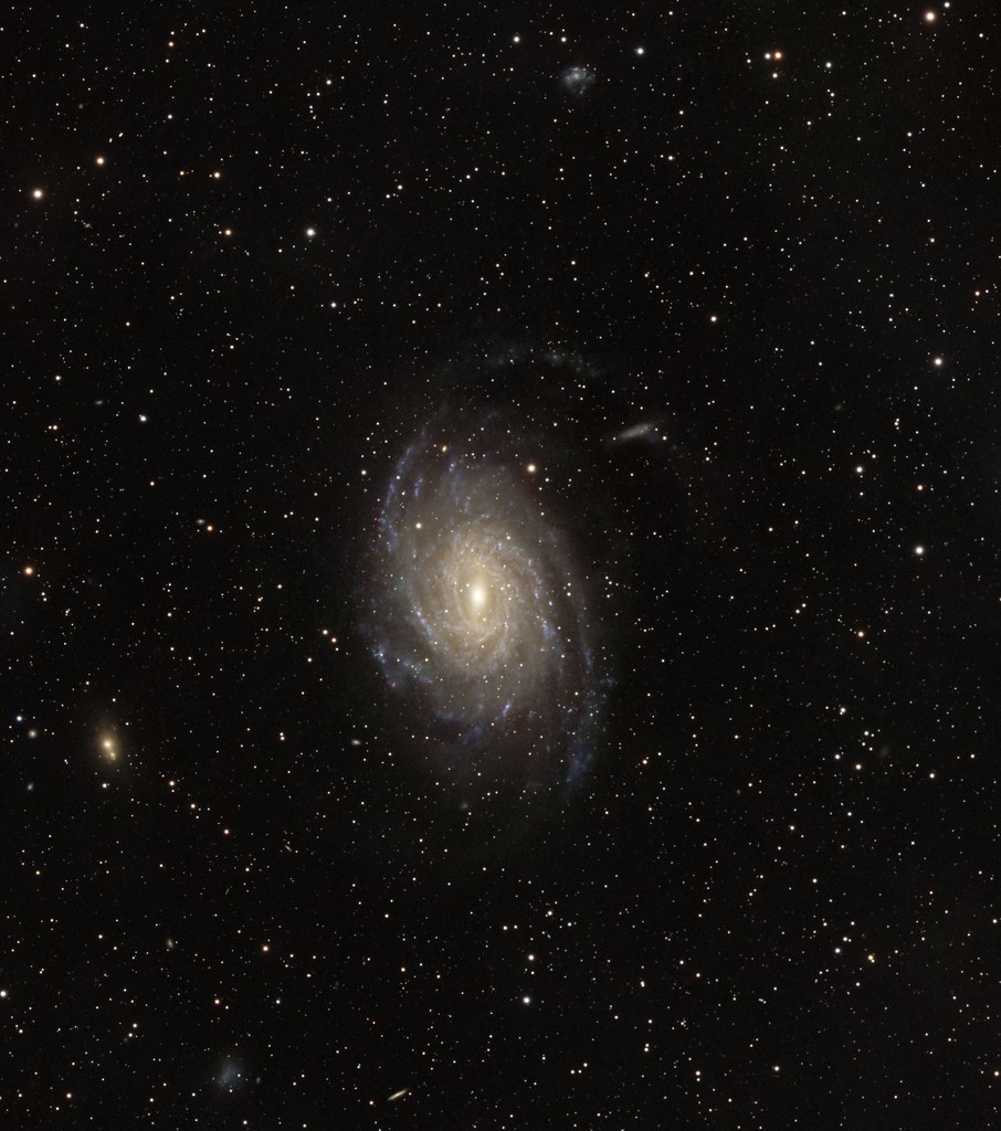NGC6744_new_ps_crop