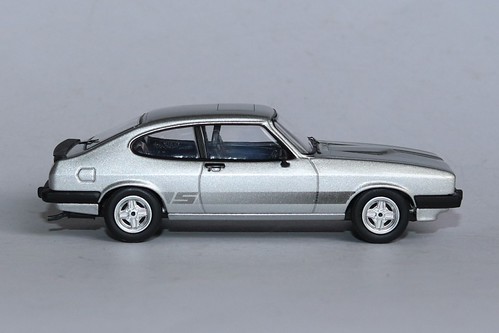 Corgi Vanguards Ford Capri Mk3 3.0 S Strato Silver VHK12W | by Andrew 2.8i