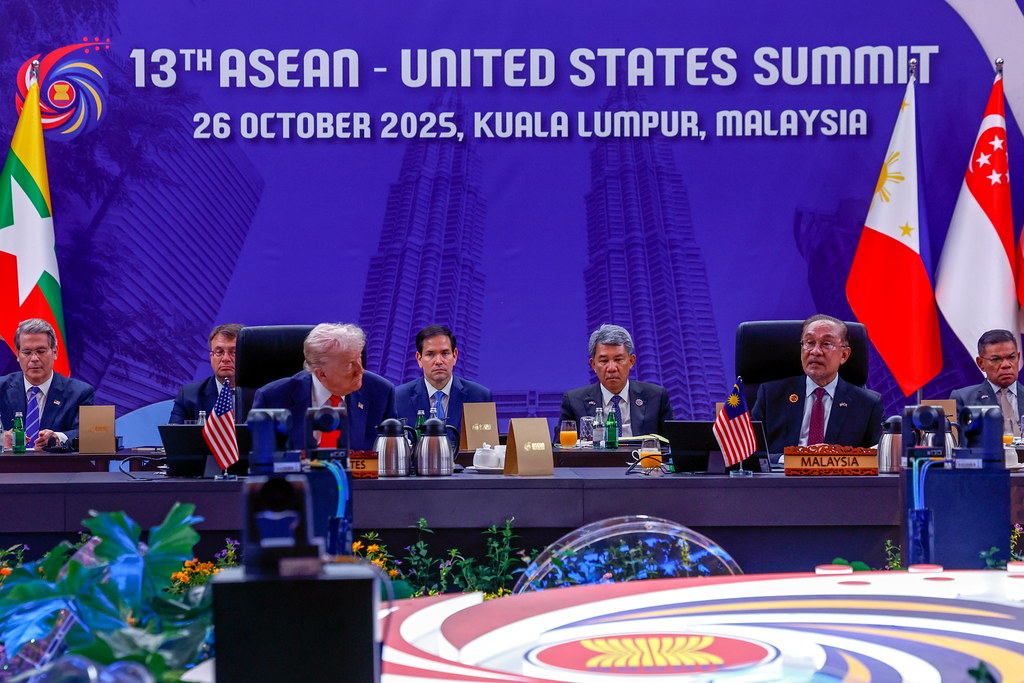 13th ASEAN-United States Summit Adopts the ASEAN-United States Leaders ...